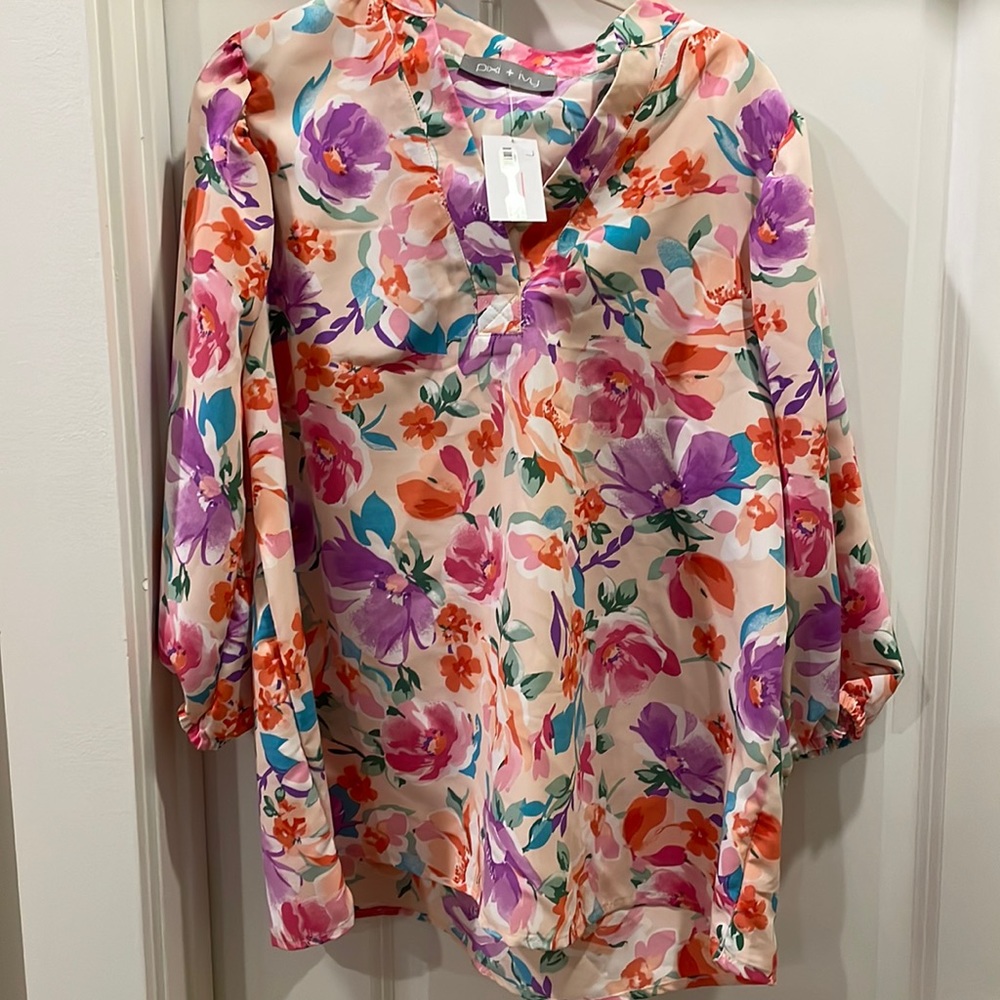 FLORAL PUFF SLEEVE BLOUSE SIZE LARGE